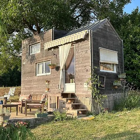 Tiny Chouette Et Jacuzzi Chalet Doulezon